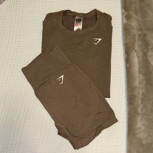 Gymshark Vital Seamless 2.0 T-Shirt & Shorts Set